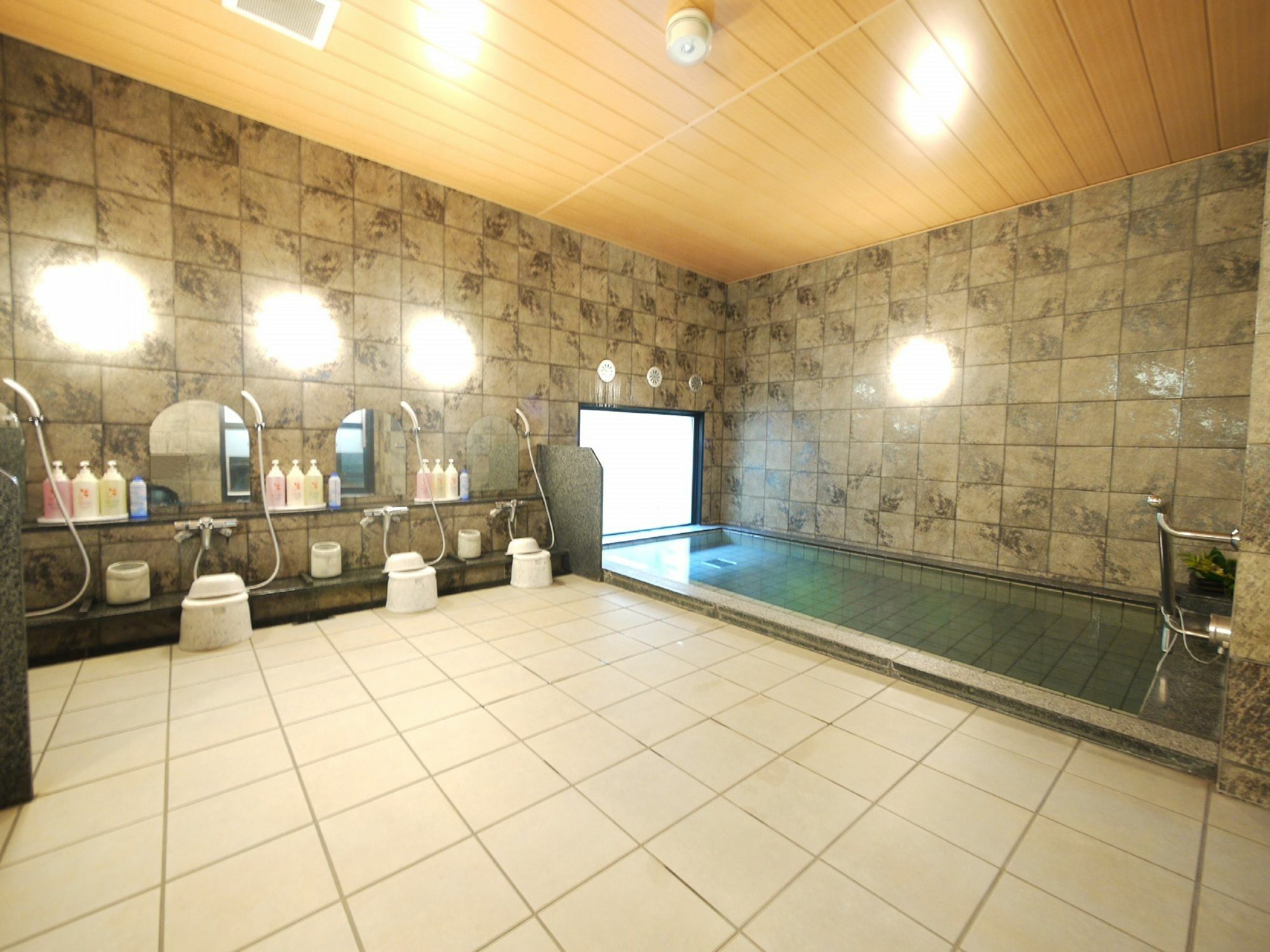 Route-inn Hotel